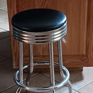 Chrome Stool, Vtg Styled Chrome Stool, Coffee Shop Stool, Shop Chair, Round Stool, Swivel Bar Stool