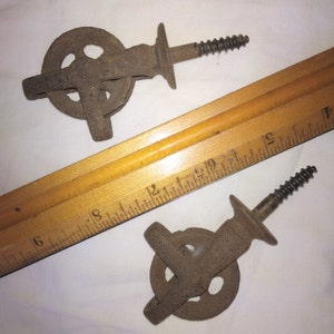 Wheels Primitive Metal, Antique Pair of Metal Wheels, Iron Wheels, Vintage Whee Primitive Decor, Decorative Wheels, Turn of Century Antiques