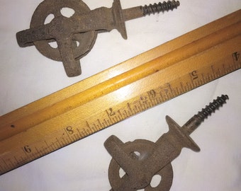 Wheels Primitive Metal, Antique Pair of Metal Wheels, Iron Wheels, Vintage Whee Primitive Decor, Decorative Wheels, Turn of Century Antiques
