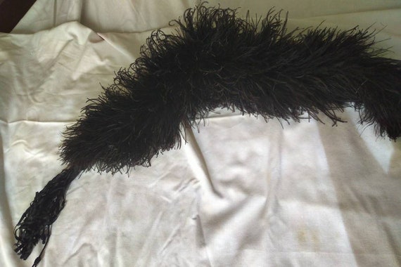 Ostrich Feather Boa Vintage, Antique Feather  Wra… - image 1