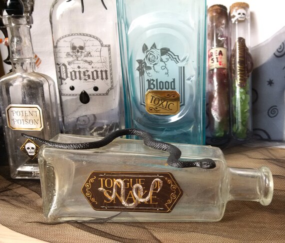 Poison Bottle Halloween Fancy Dress Party Prop Accessory Pirate