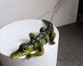 Fondant Crocodile Cake Topper