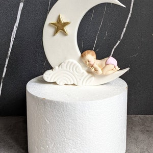 Fondant Baby and Moon cake topper image 2