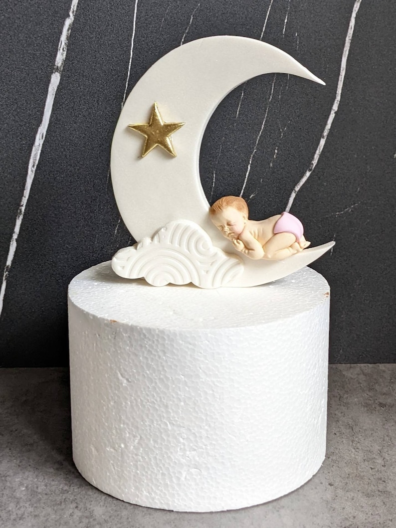 Fondant Baby and Moon cake topper image 2