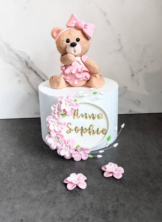 Osito de fondant con placa con nombre España