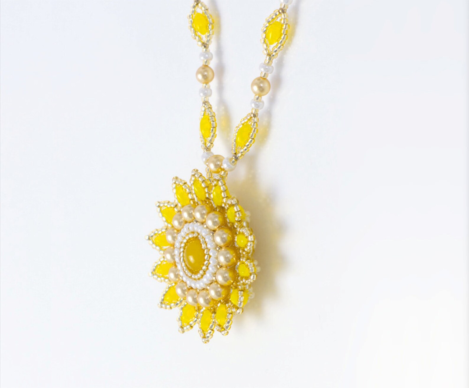 Beaded Flower Pendant Necklace Yellow Flower Spring Necklace Etsy UK