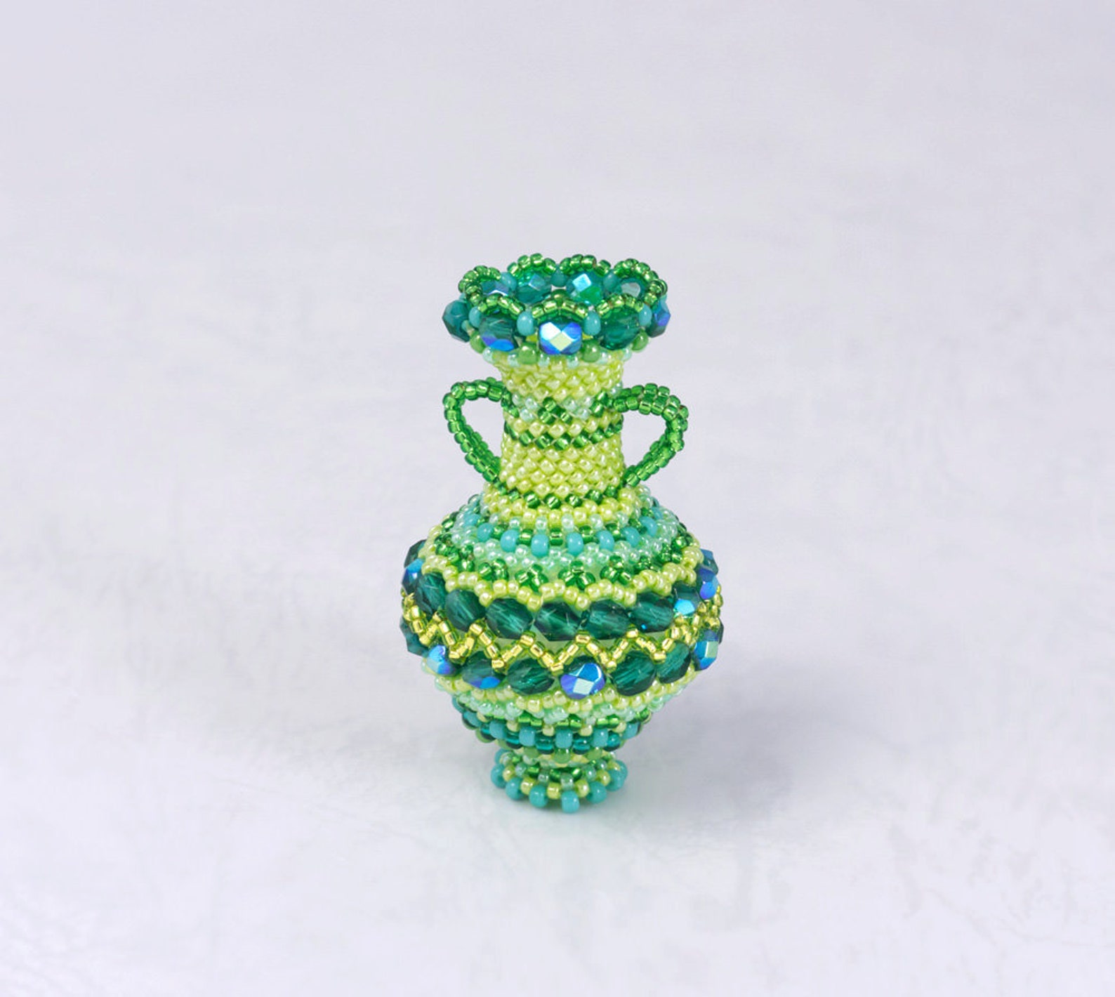 Beaded Green Miniature Vase Zigzag Pattern Beaded Home Decor Etsy