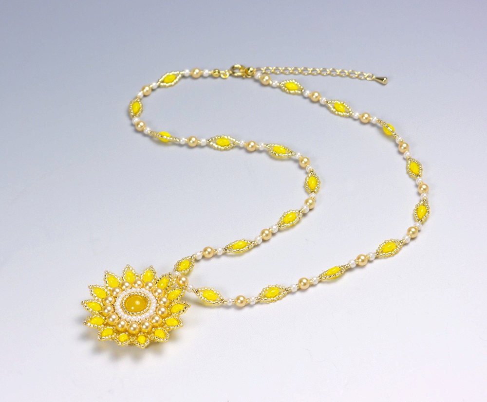 Beaded Flower Pendant Necklace Yellow Flower Spring Necklace Etsy UK