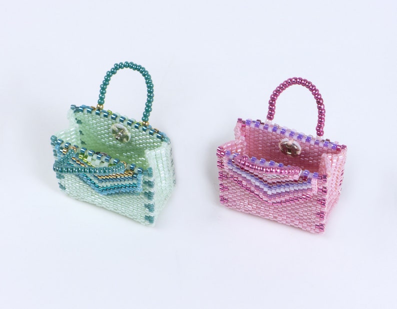 Bead Pattern for bag charm, peyote pattern with delica beads, gusset bag with striped embellishment ept280-1, bag-pattern image 6