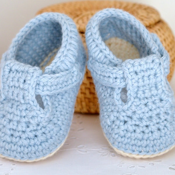 CROCHET PATTERN Baby Shoes Classic T-Bar Shoes for Baby Boys and Girls Photo Tutorial Baby Booties Digital file Instant Download