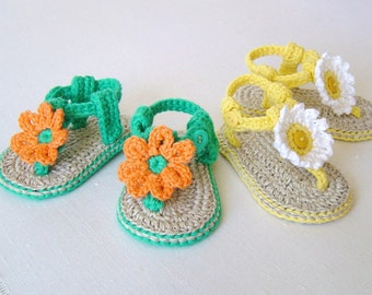 CROCHET PATTERN Baby Sandals with Flowers Easy Baby Booties Pattern 3 Sizes Easy Photo Tutorial Digital File  Instant Download