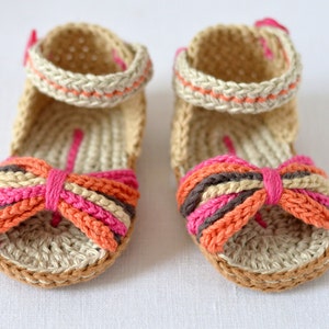 CROCHET PATTERN Baby Sandals Paris Style Baby Shoes Easy Crochet Pattern Photo Tutorial Digital File Instand Download image 3