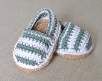 Crochet Pattern - Baby Espadrilles Photo Tutorial Digital File Baby Shoes - US and UK crochet terms