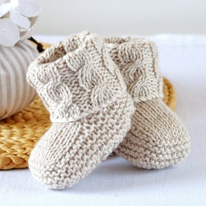 Baby Booties KNITTING PATTERN, Cable Baby booties, Photo Tutorial, Digital File Instant Download image 1