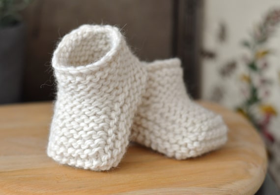 Knitting Pattern Baby Booties Beginner Knitting Tutorial For Baby Shoes In Super Bulky Yarn Instant Download Digital File Knitting Pattern Baby Booties Beginner Knitting Tutorial For Baby Shoes In Super Bulky Yarn Instant Download Digital File