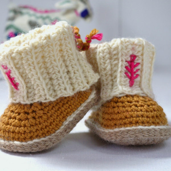 CROCHET PATTERN Baby Ugg style Booties with Rib Cuffs 3 Sizes Photo Tutorial Digital File Instant Download written in English