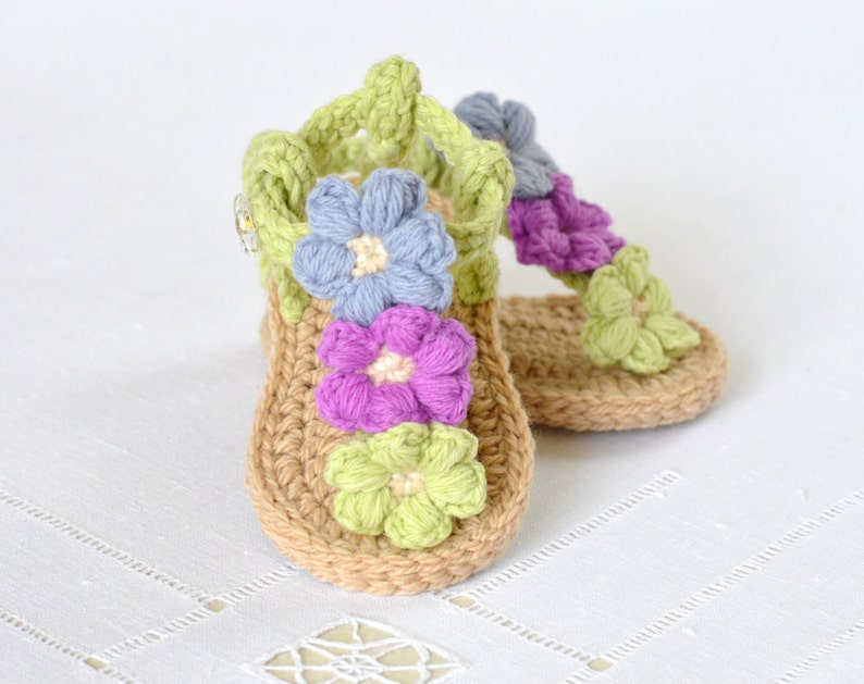 CROCHET PATTERN Baby Sandals with Little Puff Flowers Instant Download Crochet Tutorial Intermediate Beginner image 1