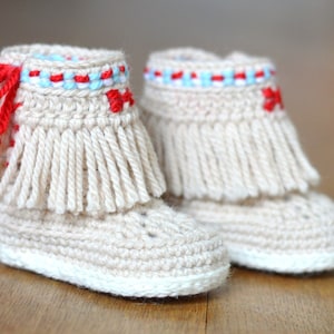CROCHET PATTERN Moccasin Fringe Booties in 3 Sizes Photo Tutorial Easy Baby Shoes Pattern Instant Download Digital File