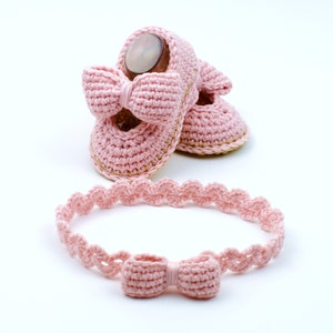 Baby Shoes Crochet Pattern / Baby headband Crochet Pattern / 3 Sizes / Easy Booties Crochet Pattern PDF image 1