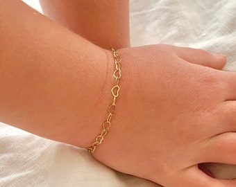 Kids Toddler Gold Heart Bracelet, Baby Heart Bracelet, Baby's First Bracelet, First Birthday Present, Daughter Jewelry Gift, Dainty Heart