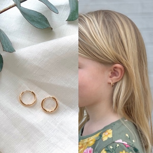 Kids Toddler Girl Gold Hoop Huggie Earrings, Small Gold Hoop Earrings for Children, Baby Earrings, Stainless Steel Hypoallergenic, Birthday