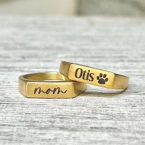パーソナライズされたゴールドリング、女性用シグネットバーリング、カスタムネームイニシャルデートリング、お母さんへのギフト、友情ペットメモリアルミニマリスト