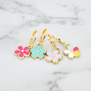Colorful Floral Huggie Earrings for Girls, Children&#39;s Jewelry Gold Earrings, Pink Flower Earrings for Kids, Toddler Girls Birthday Earrings