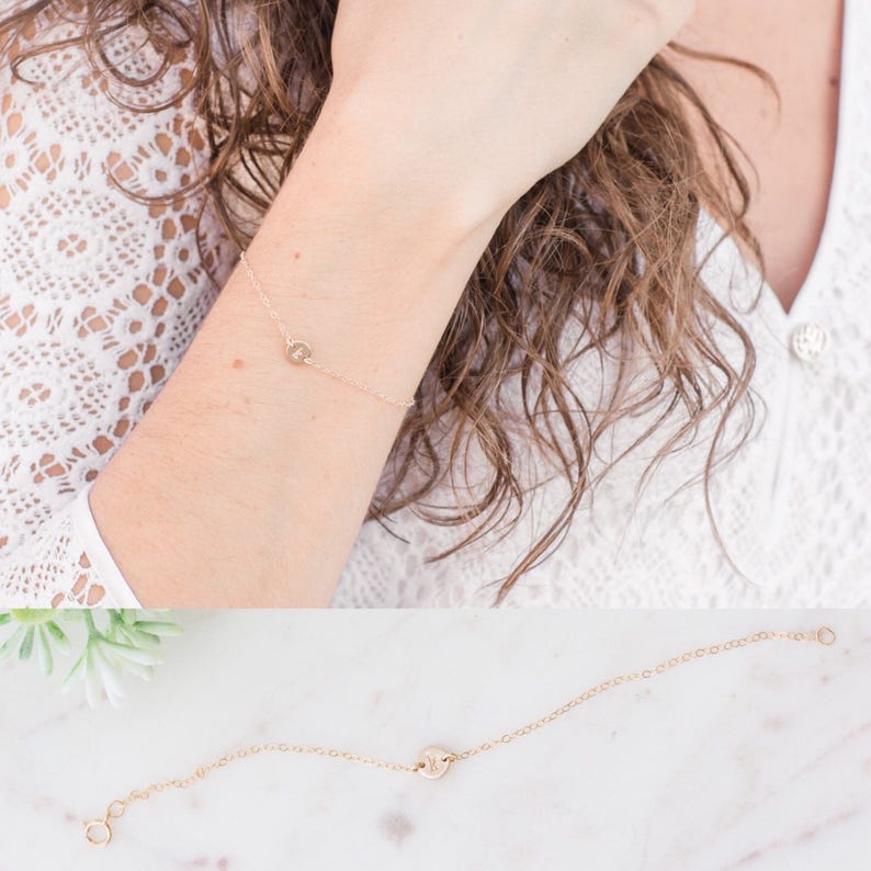 Wife Personalized Disc Letter Bracelet Custom Bracelet Gift for Her Dainty Disc Bracelet Tiny Disc Initial Bracelet Minimalist Bracelet