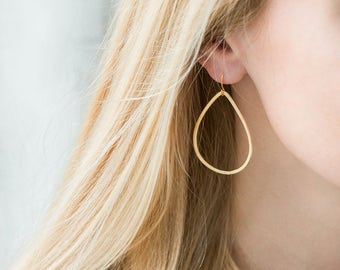 Gold Teardrop Earrings, Dainty Gold Earrings, Gold Drop Earrings, Dangle Earrings, Everyday Earrings, Simple Gold Earrings, Gift for Her