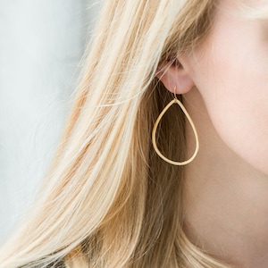 Bridesmaids Earrings, Gold Dainty Tear Drop Earrings, Silver Teardrop Earrings, Wedding Dangle Earrings, Bridesmaids Gifts, Hoop Earring