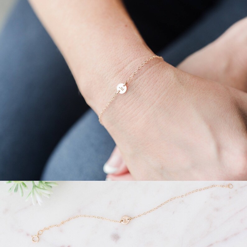 Wife Personalized Disc Letter Bracelet Custom Bracelet Gift for Her Dainty Disc Bracelet Tiny Disc Initial Bracelet Minimalist Bracelet