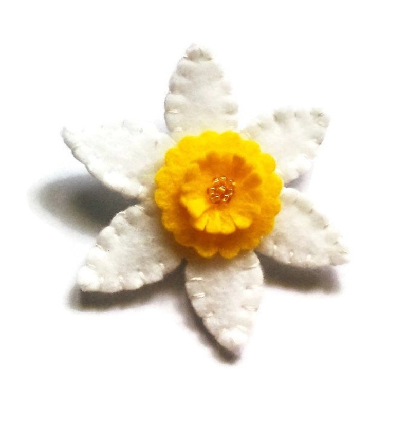 Felt daffodil brooch / pin Etsy