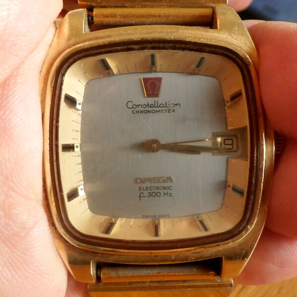 Omega Gold Watch, Original 1970s, Retro Men's Watch, Omega Constellation Chronometer Electronic, Swiss made, Highly collectible