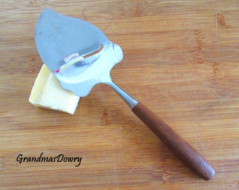 Mid-Century Norwegian Cheese Slicer, Teak Wood Handle, Vintage Spar Scandinavian Modern Cheese Slicer