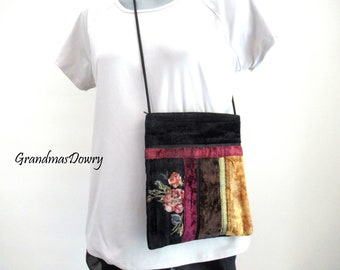 Patchwork Hippie Bag, Small Crossbody Ethic Boho Bag,  Fabric Multi Color Messenger Bag, Messenger Bag, Scrappy Crossbody Purse