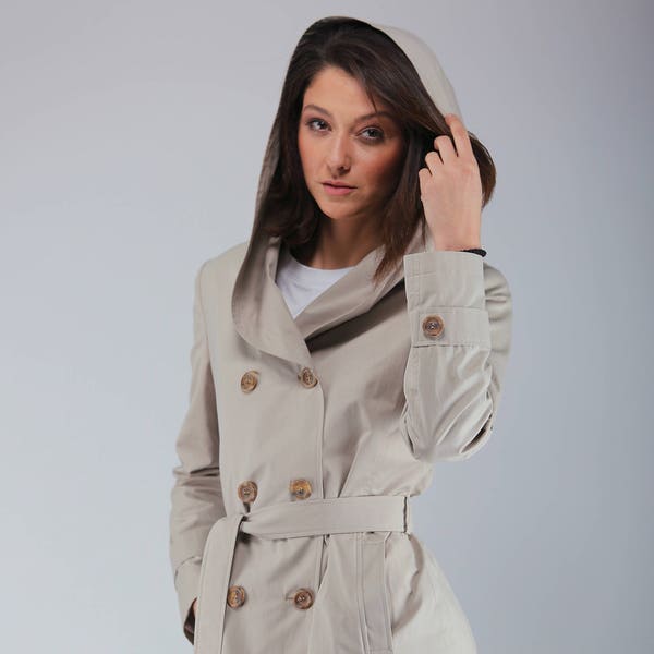 Beau trench-coat à double boutonnage pour femmes avec capuche, veste extravagante à capuche, imperméable par VIEMA - V00520