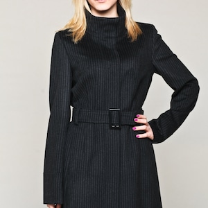 Funnel Neck Fitted Striped Wool and Cashmere Blend Coat with a Belt by VIEMA - V00760