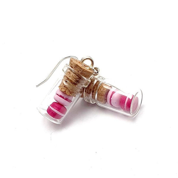 Boucle d'oreille fiole macaron rose - bonbon gourmand -  gourmandises - pâte polymere - fiole - miniature - patisserie