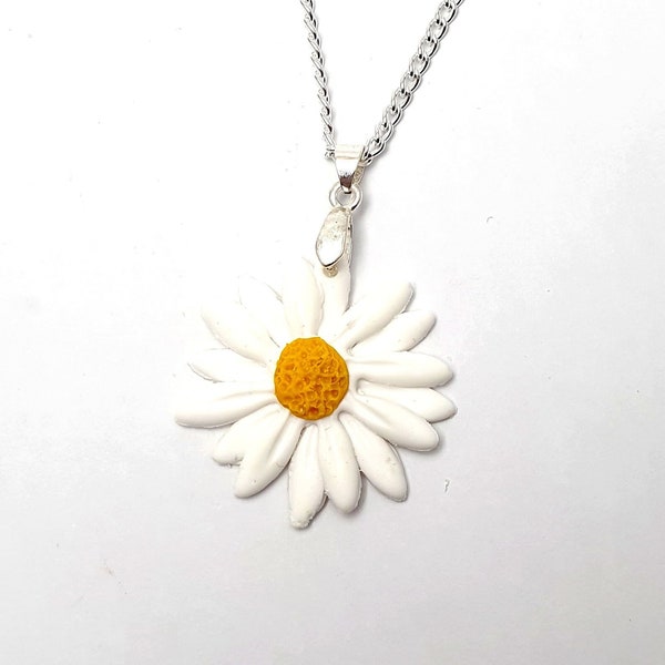 Collier Marguerite - pâquerette - printemps- pâte polymere