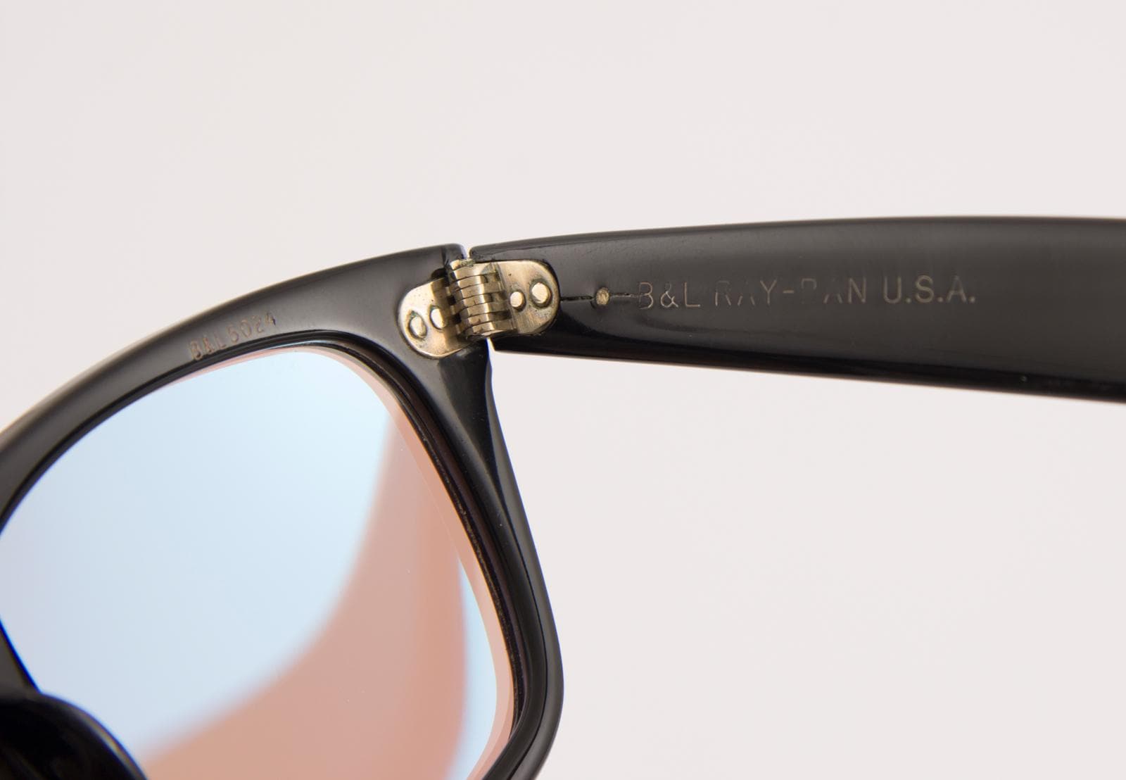 Vintage Ray-ban Wayfarer Sunglasses | 1980s B&L USA | Black