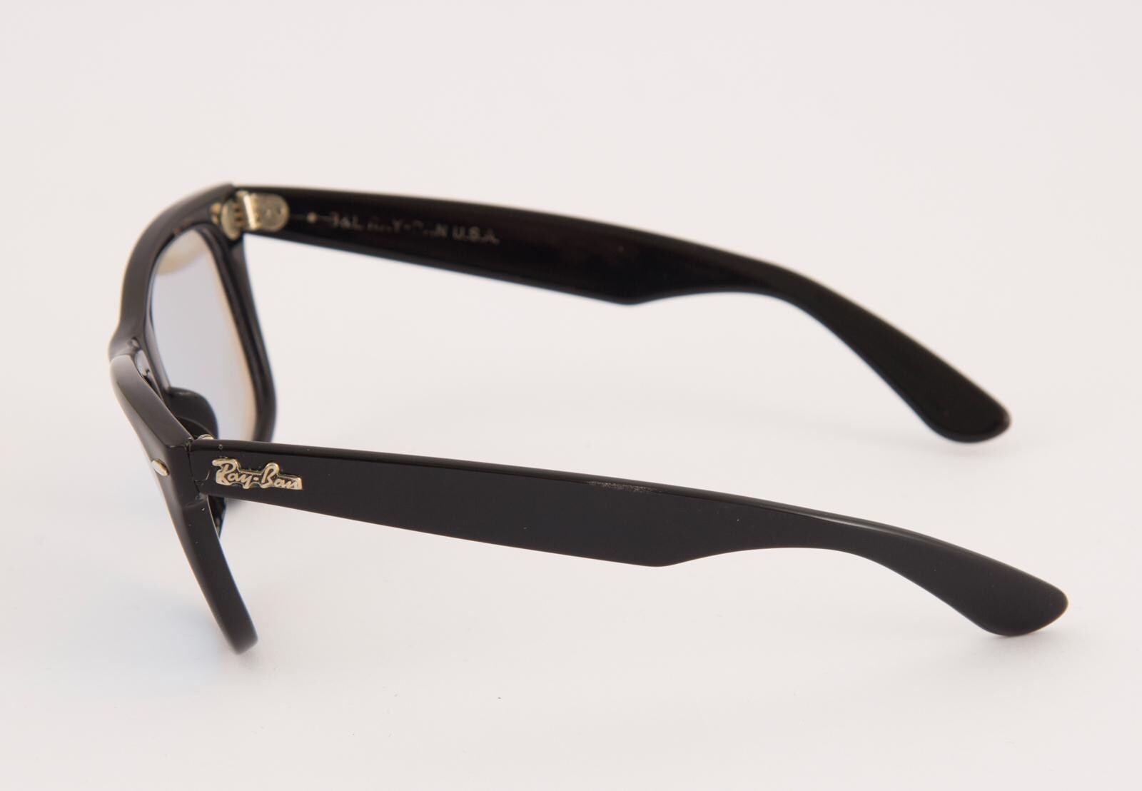 Vintage Ray-ban Wayfarer Sunglasses | 1980s B&L USA | Black