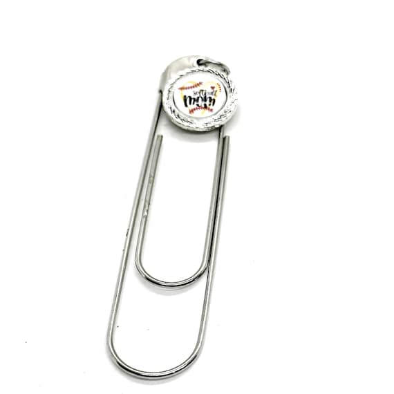 Softball Mom Charm Bookmark, Team Moms, Mothers Day Gifts, My Favorite Player, Is My Daughter, Gift For Her, Wife Gift, Bookkeeper