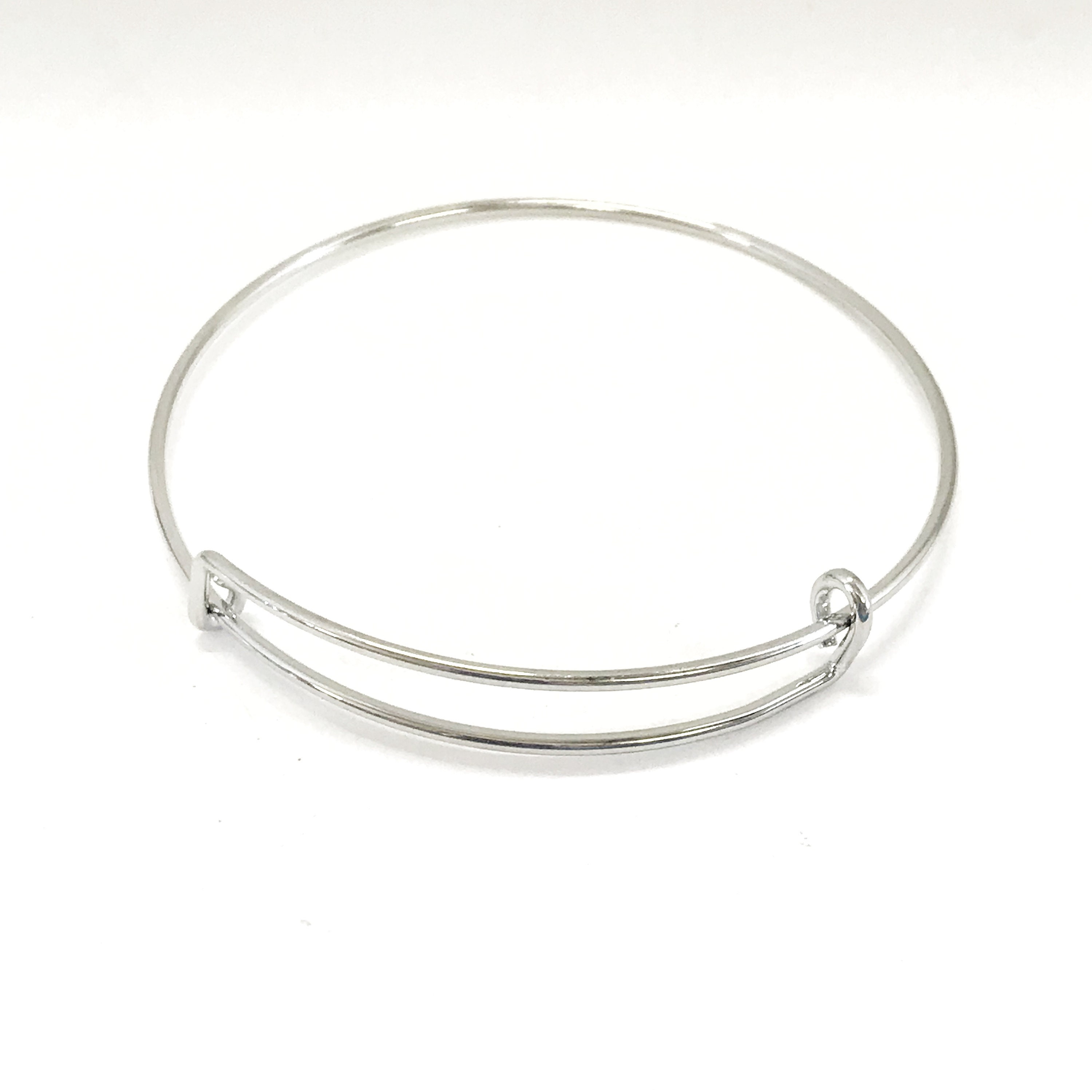 Silvertone Rounded Eighth Music Note Angel Expandable Bangle Bracelet Silvertone Rounded Eighth Music Note Angel Expandable Bangle Bracelet