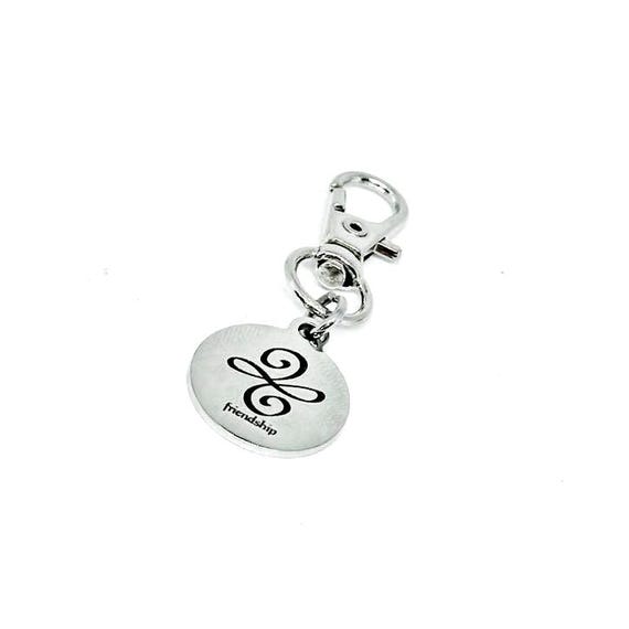 Friendship Symbol Clip On Charm, Stainless Steel Round Pendant Keychain Purse Backpack Zipper Pull Best Friend Gift Key Chain Best Friends