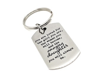 Regalo per figlia, portachiavi per figlia fantastica, regalo per figlia, compleanno figlia, amore figlia, andare al college, portachiavi per incoraggiarla