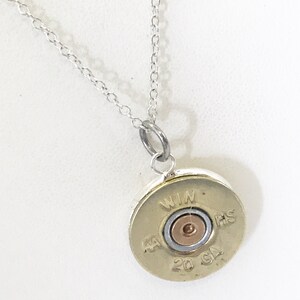 Collar de cartucho de escopeta, colgante de calibre 20, colgante de cartucho de escopeta, joyería de cartucho de escopeta, joyería deportiva de tiro, regalo de joyería de tiro imagen 2