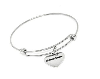 Grandma Stainless Steel Bracelet, Adjustable Heart Charm Bangle Jewelry Gift For Grandma Nana Mimi Mother’s Day Birthday Or Christmas