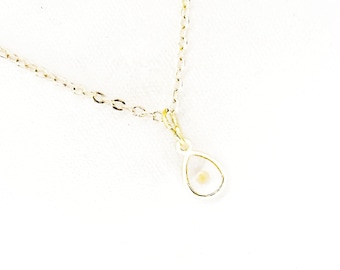 Collana con ciondolo a goccia di semi di senape, gioielli di semi di senape, collana di semi di senape color oro, gioielli cristiani, regalo di collana cristiana