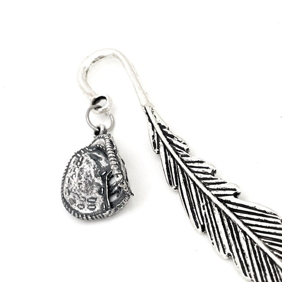 Bookmark Gift, Softball Catcher Bookmark, Baseball Catcher Gift, Catcher Mitt Charm Bookmark, Softball Bookmark, Catcher Mom Gift