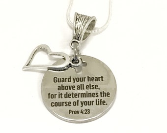 Collar con versículo bíblico, collar "Cuida tu corazón", collar Proverbios 4:23, joyería con versículo bíblico, regalo con versículo bíblico para ella, regalo para hija